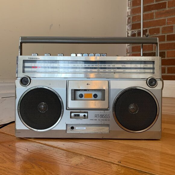 Vintage 1980's Toshiba AM/FM Portable Cassette Radio Recorder Boombox - Picture 6 of 16